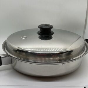 Saladmaster Stainless Steel Covered Skillet with Vapo Seal Lid and Helper Handle